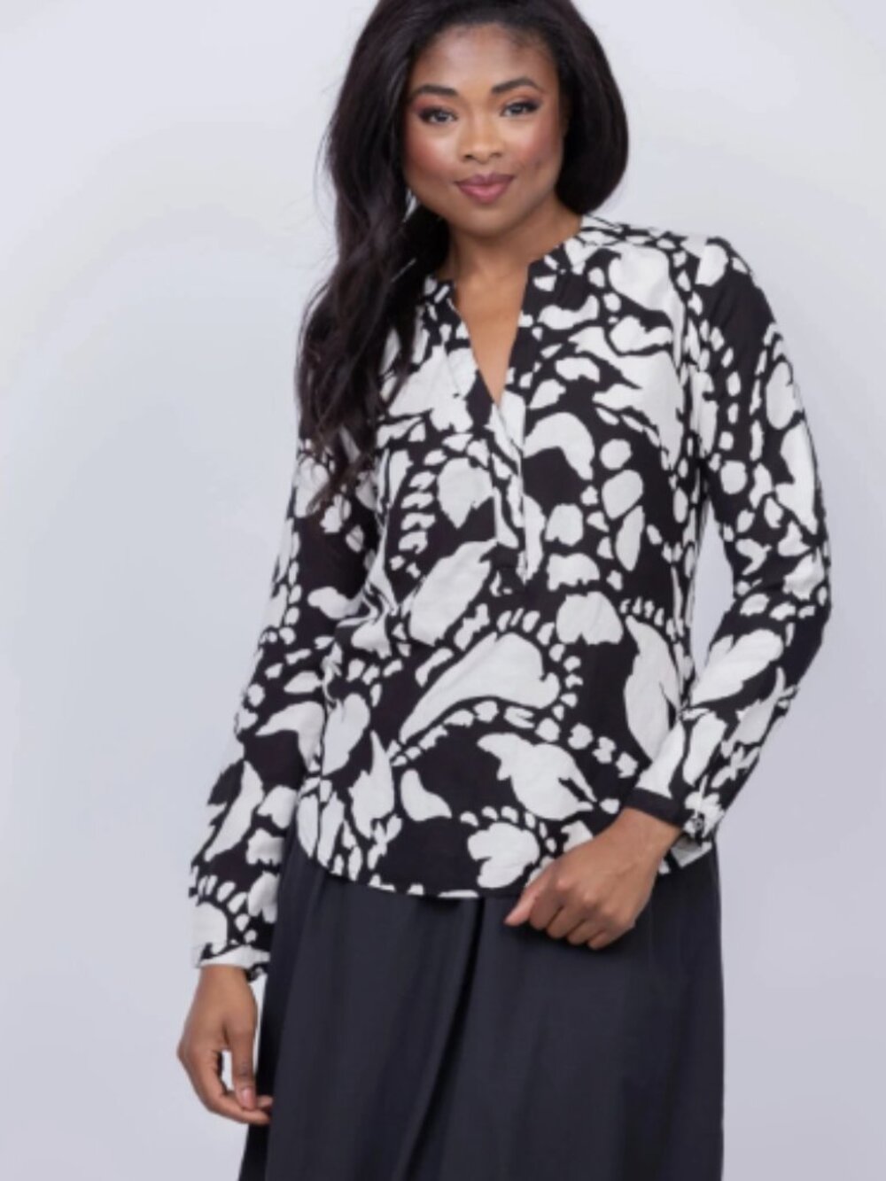 Nic + Zoe Evening Petal Woven Shirt in Black Multi Size S- MSRP $158